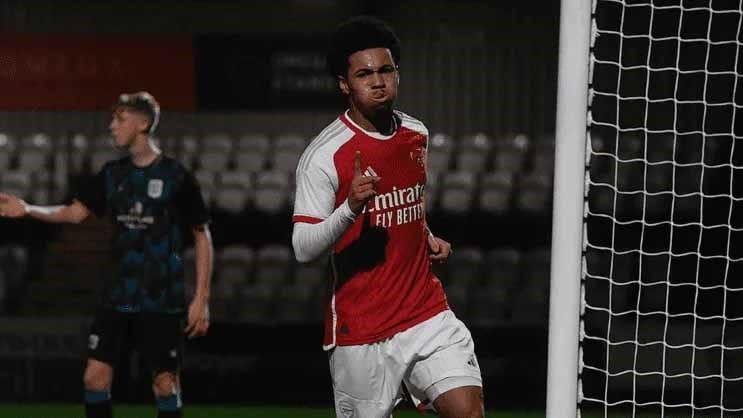 Cede Arsenal el liderato