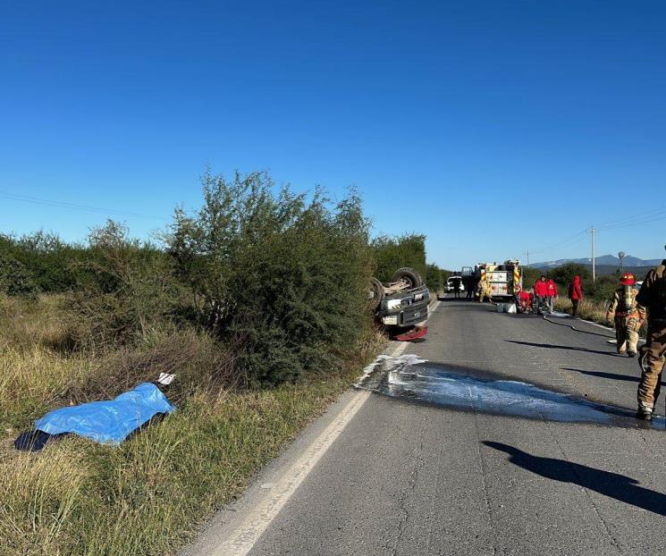 Muere elemento de FC tras volcadura de pipa en Villaldama