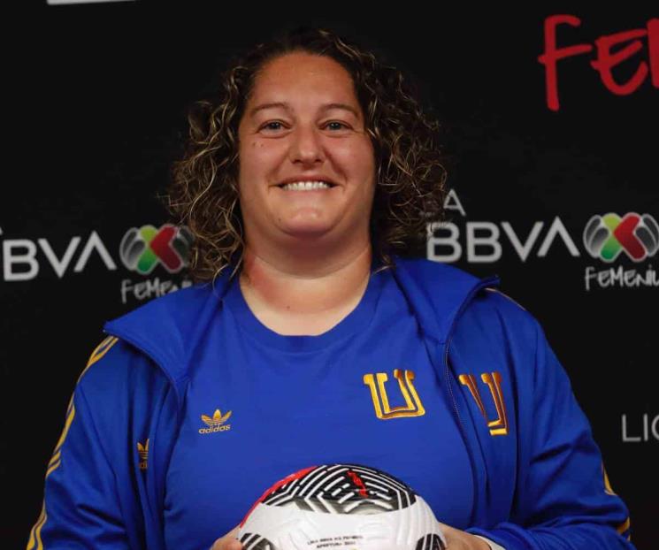 Milagros Martínez de Tigres Femenil, nominada a Mejor DT del mundo