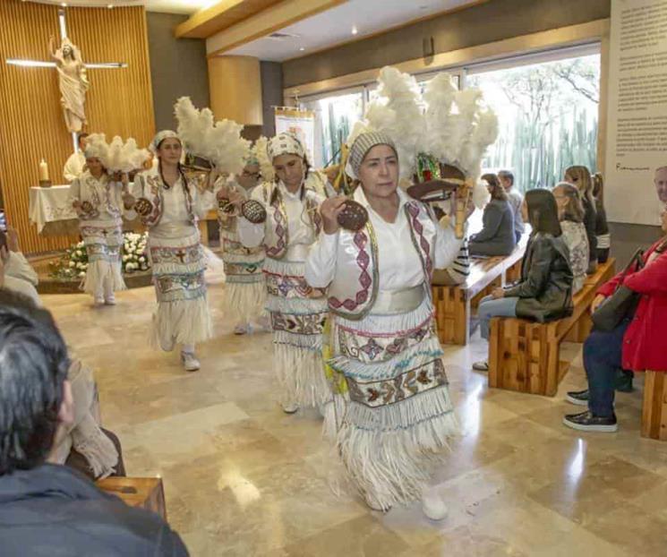 Demuestra su fe comunidad UDEM en la Misa de la Virgen de Guadalupe
