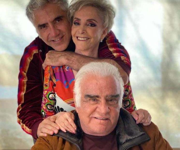 Dedica El Potrillo emotivo mensaje a Vicente Fernández Dedica El Potrillo emotivo mensaje a Vicente Fernández