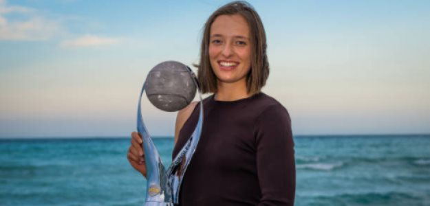 Cierra Swiatek año como la mejor tenista del mundo
