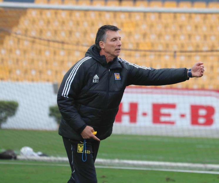 Gignac o Ibáñez, la duda de Siboldi en el eje de ataque