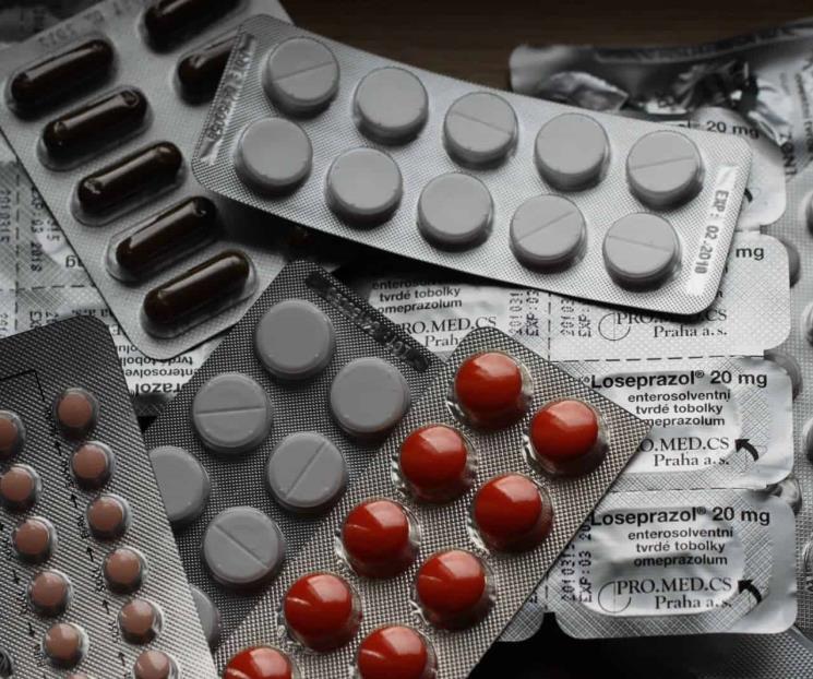 Avala Cofepris 30 nuevos medicamentos