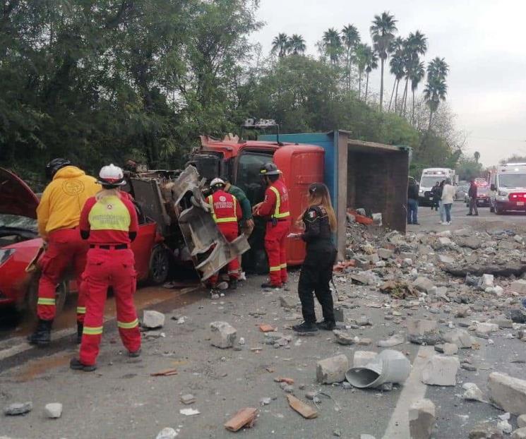 Se registra choque múltiple en Santiago