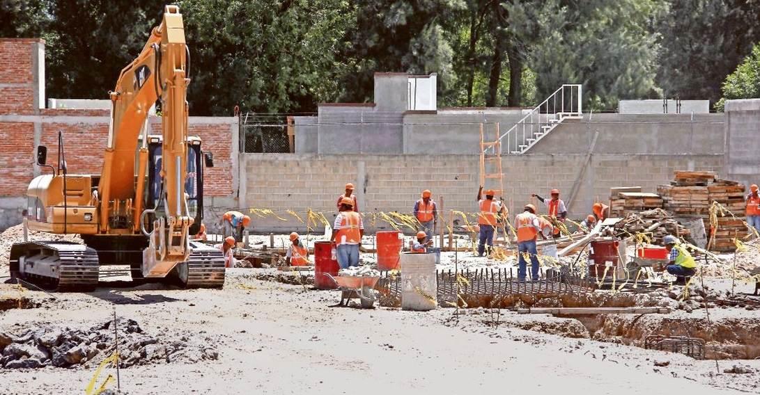 Se recupera producción de constructoras en octubre; avanza 1.5%