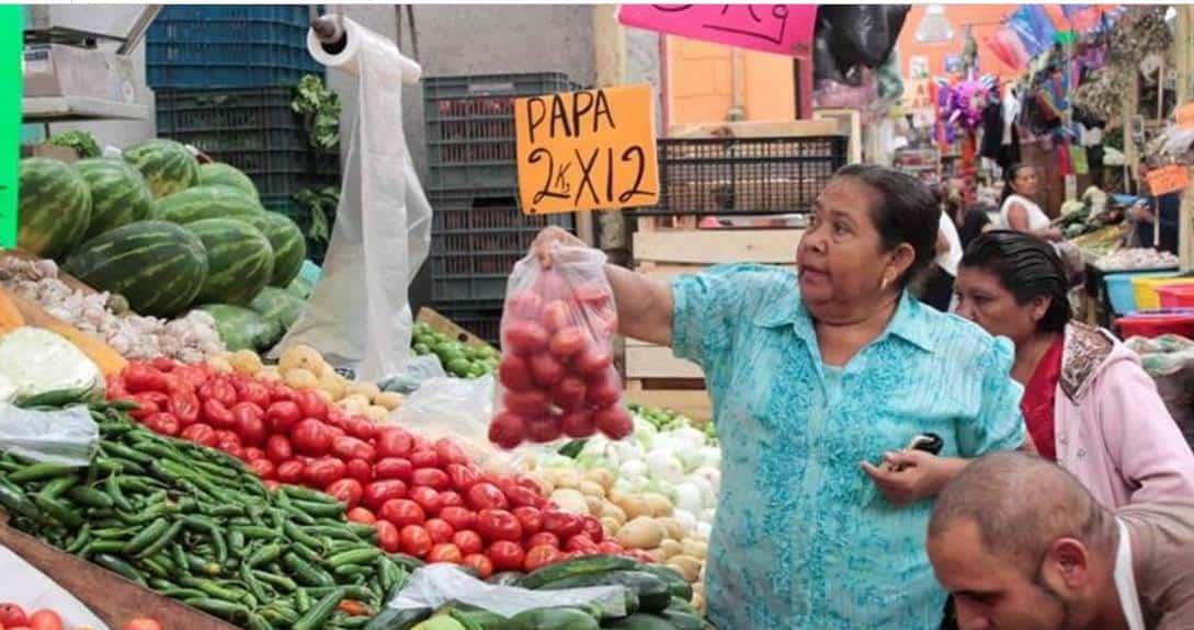 Analistas ven menos inflación y más PIB