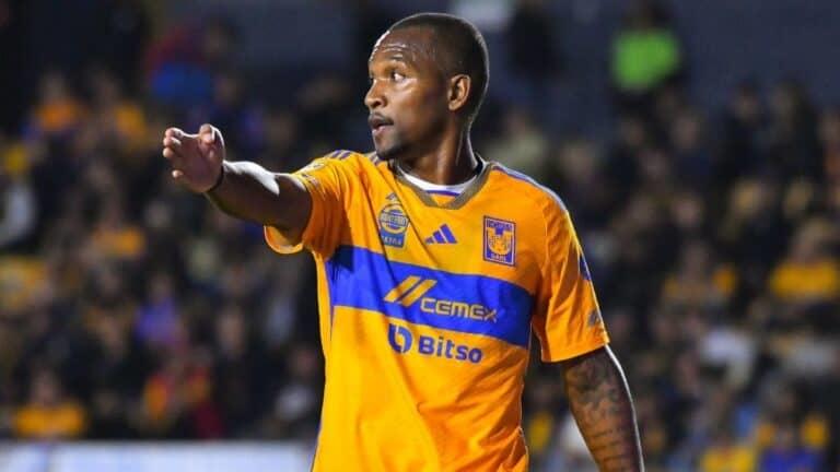 Convoca Tigres a Luis Quiñones y a Samir Caetano para la final
