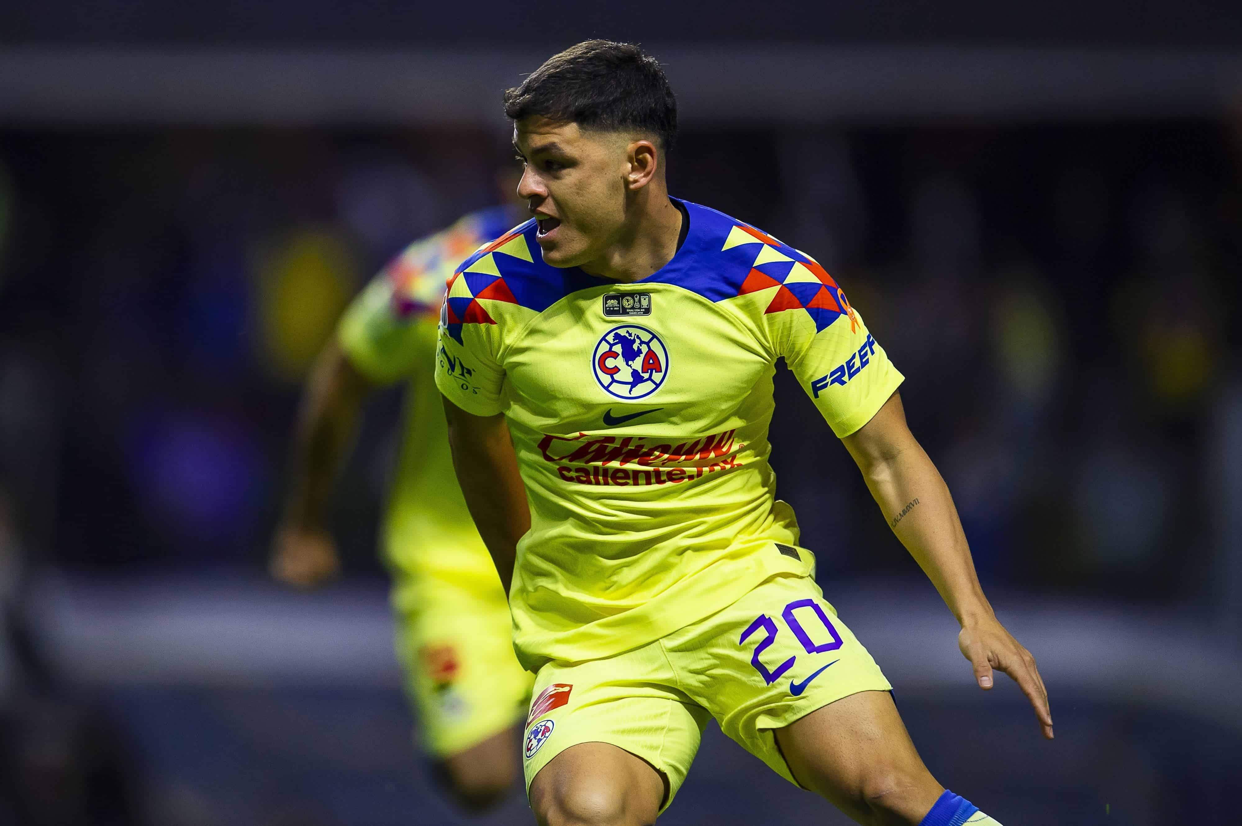 Richard Sánchez hace el 2-0.