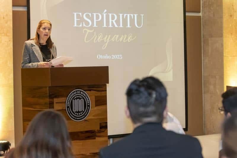 Los premian con el Espirítu Troyano