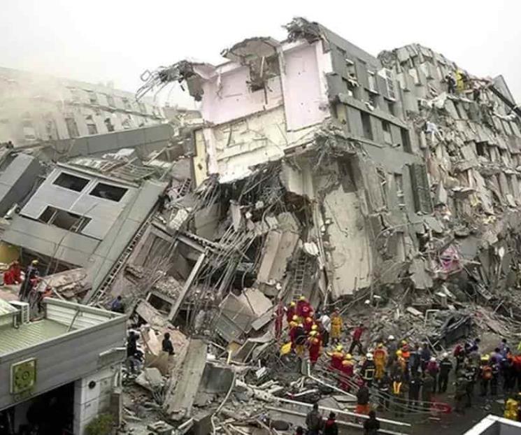 Terremoto de magnitud 6.2 deja al menos 126 muertos en China Terremoto de magnitud 6.2 deja al menos 126 muertos en China