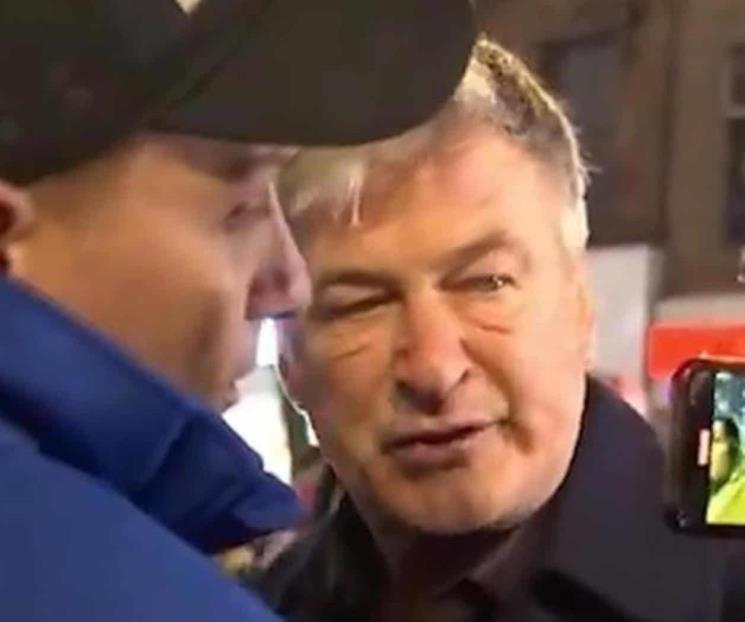 Alec Baldwin enfurece durante manifestación pro-Palestina