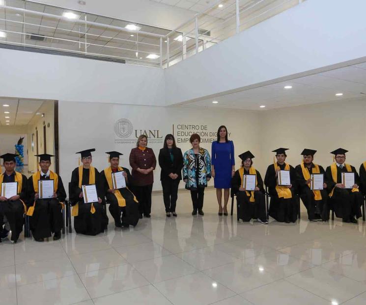 Concluyen diplomado