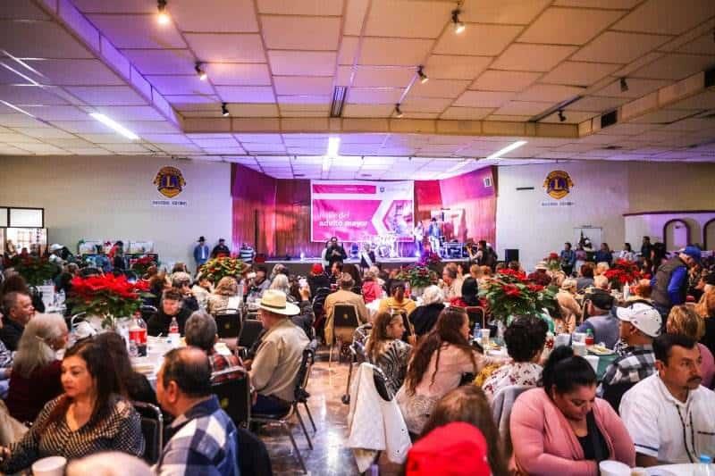Organiza Santiago posada a equipo de ‘Bárrele, bárrele’