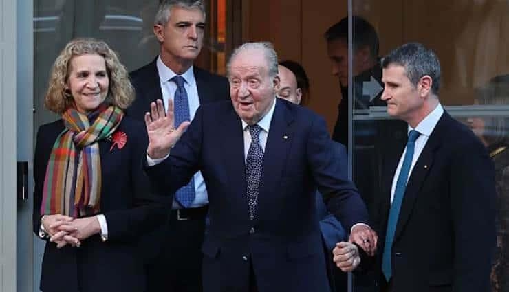 La Borbón-señal entre la infanta Elena y el rey emérito