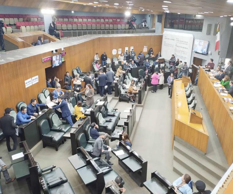 Notifica Congreso al TEPJF sobre sanción a el Bronco