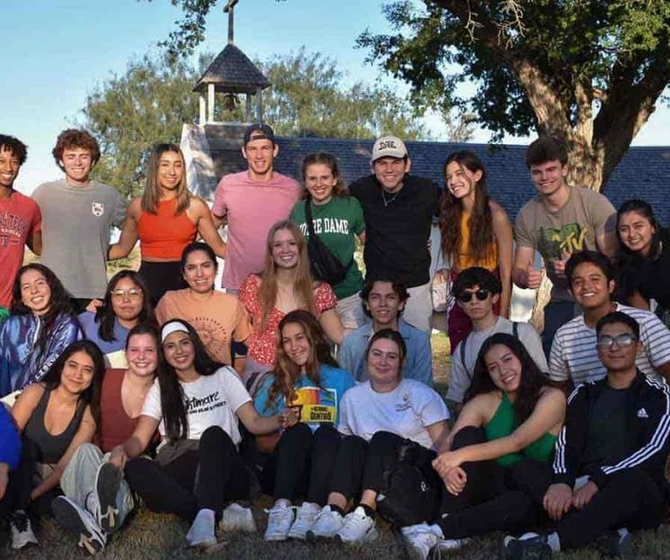 Alumno del Tec Hidalgo es voluntario en centro migrante de Texas