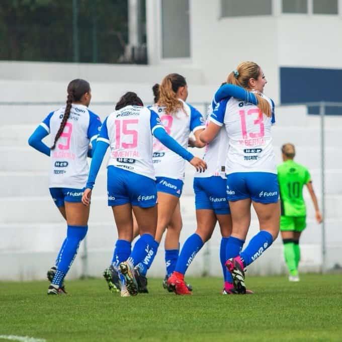 Vencen Rayadas a Bravas en amistoso