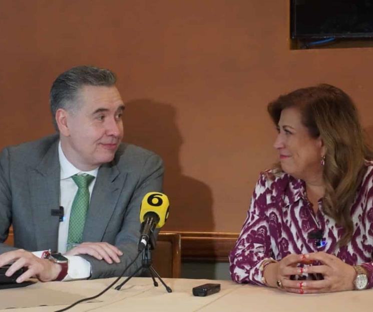 Comparten ideas a futuro Waldo y Judith