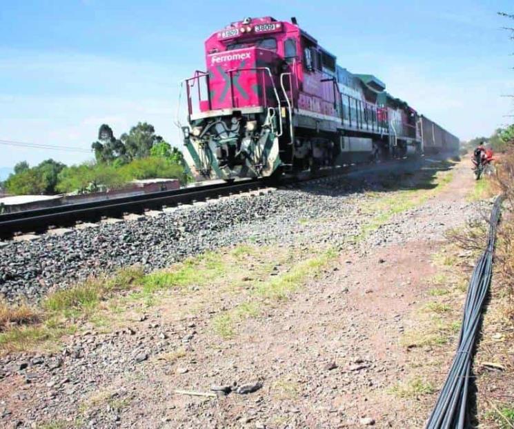 EU no debe cerrar cruces ferroviarios por migración: Concamin