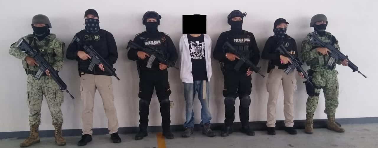 Un joven buscado por homicidio calificado en grado de tentativa y asociación delictuosa, fue detenido por elementos que conforman el Grupo de Coordinación para la Seguridad del Estado, en el municipio de García.