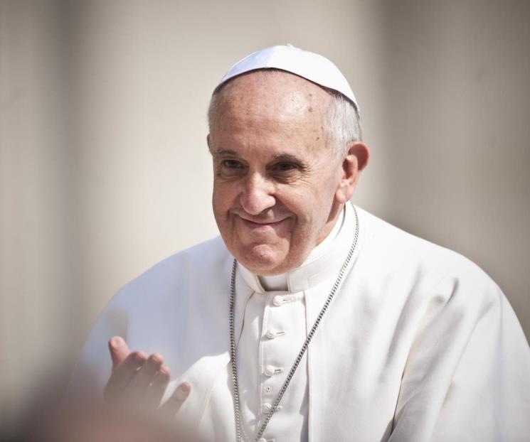 Llama el Papa Francisco a no confundir la Navidad con consumismo