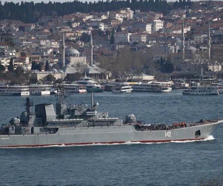 Ataca Ucrania a barco de guerra ruso en Crimea Ataca Ucrania a barco de guerra ruso en Crimea