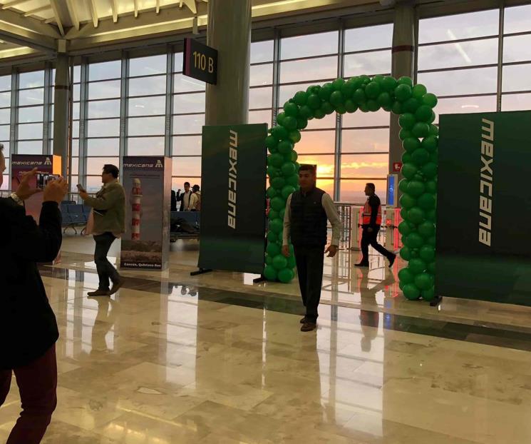 Mexicana de Aviación vuelve a volar con viajes más baratos