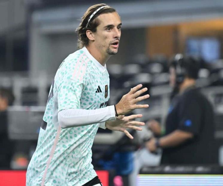 Debuta Jaime Lozano a 13 tricolores
