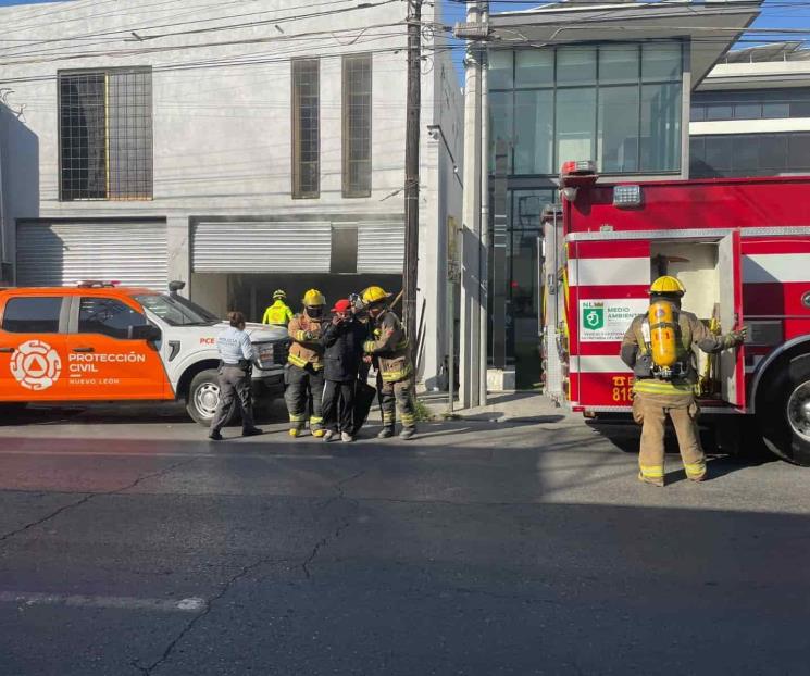 Investigan incendio de bodega