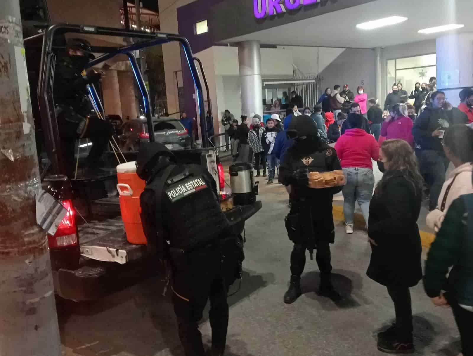 Una mujer originaria de Honduras y un hombre de El Salvador, fueron detenidos en hechos diferentes, al ser sorprendidos presuntamente robando, ayer en negocios diversos de la ciudad.