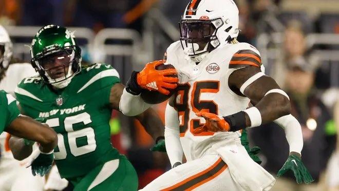 Cleveland vence a los Jets y amarran playoffs