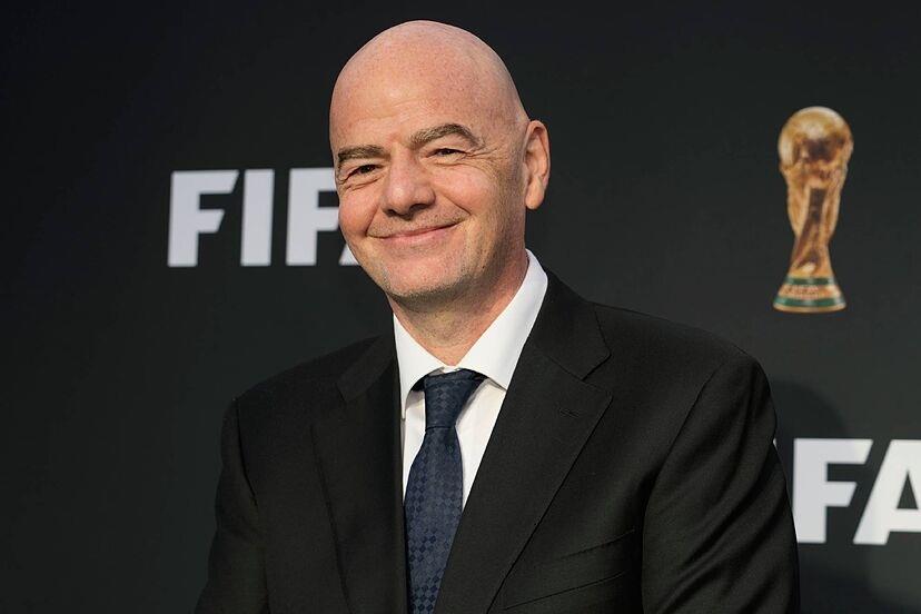 Infantino da bienvenida a los Rayados