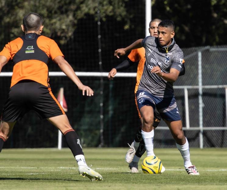 Vencen Rayados en amistoso a Correcaminos