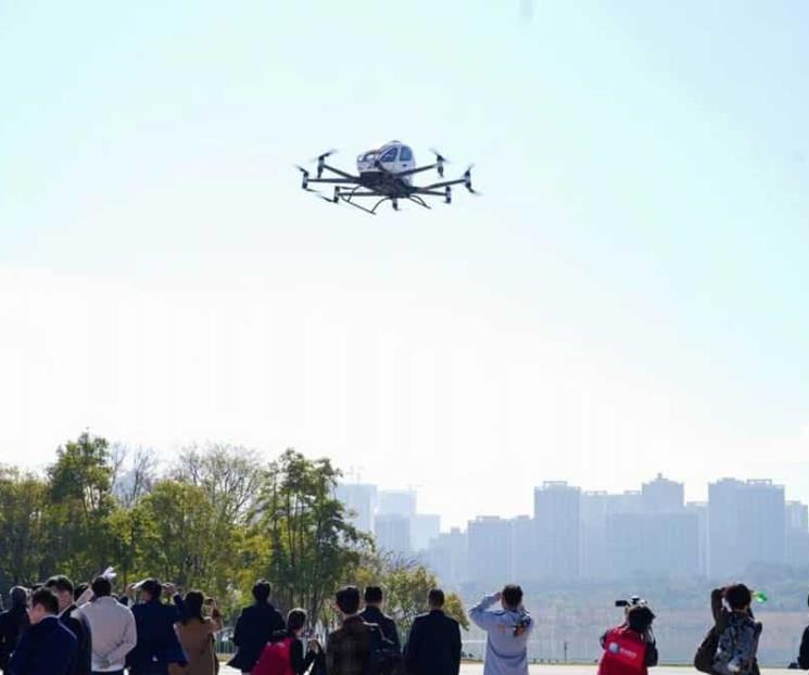 Taxi volador completa con éxito su demostración de vuelo en China
