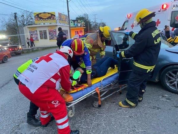 Estrella su vehículo en Linares