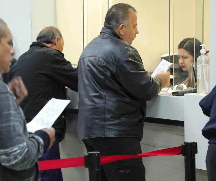 Facilita Escobedo drive thru y 10 módulos para pagar