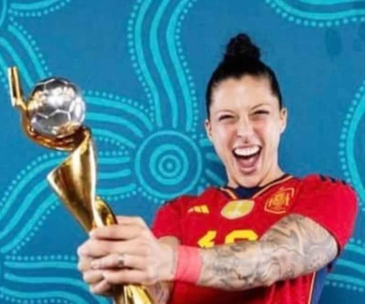 Se une Jenni a los campeones del mundo que llegaron al futbol regio