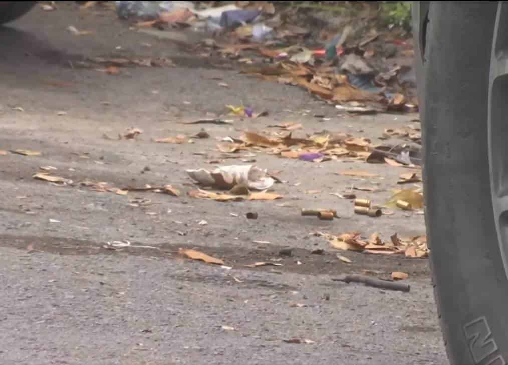 Elementos de la policía preventiva de Monterrey, se movilizaron a la Colonia Industrial, al reportarse detonaciones de arma fuego en uno de los callejones.