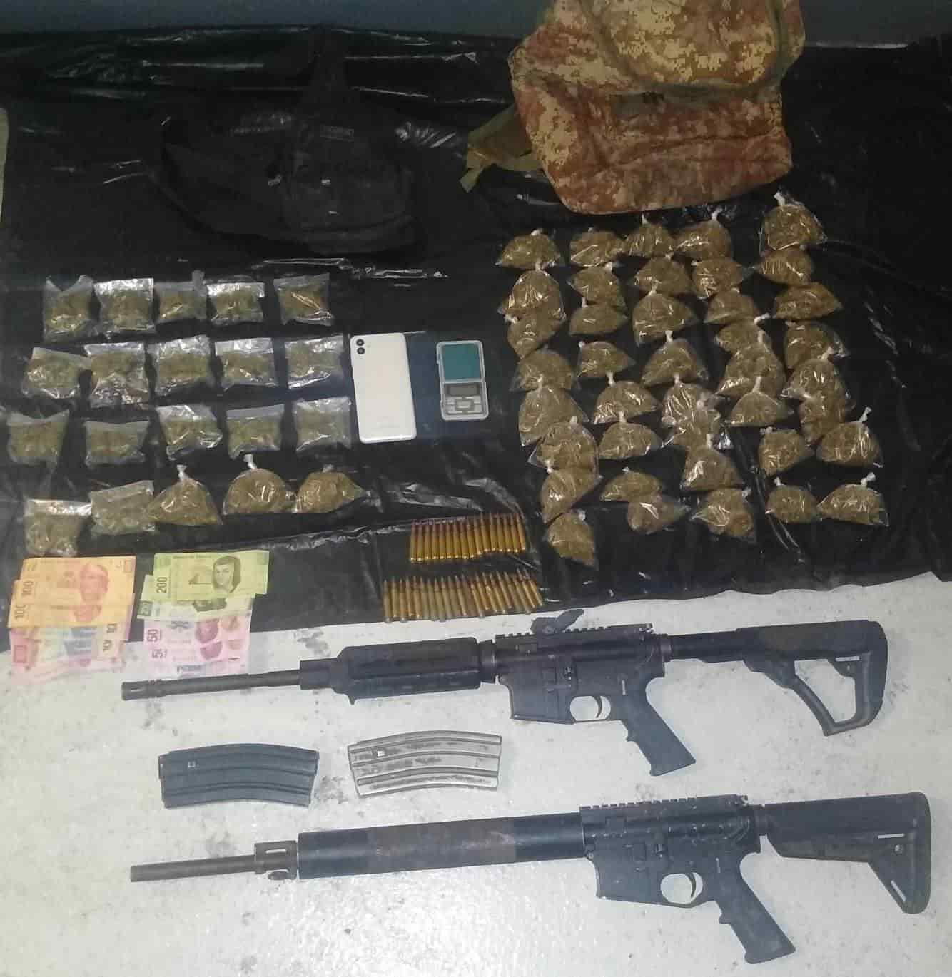 El presunto líder de un grupo delictivo en Nuevo León y de presencia nacional, así como un cómplice, detenidos por Fuerza Civil la semana pasada en el municipio de Vallecillo, fueron vinculados a proceso por un Juez.