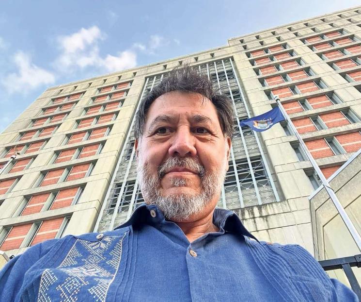 Critican a Fernández Noroña por falta de austeridad Critican a Fernández Noroña por falta de austeridad