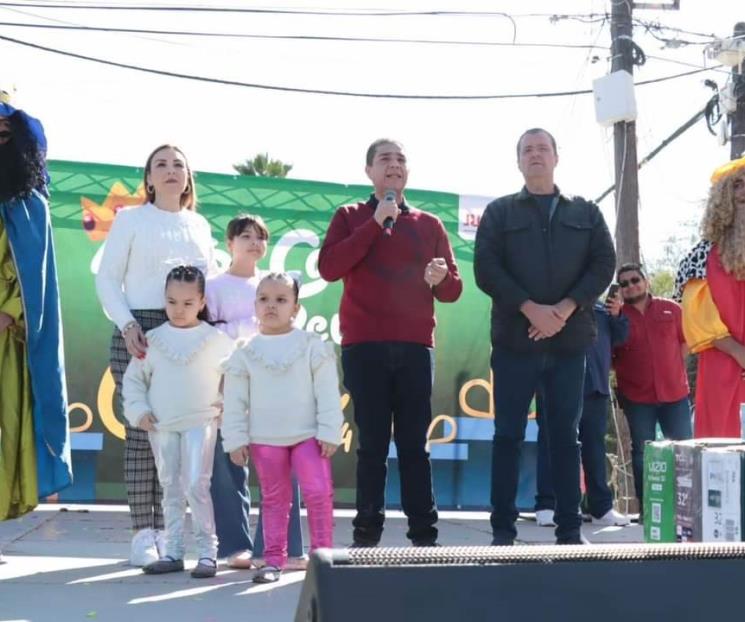 Llevan festejo a 20 mil en Juárez Llevan festejo a 20 mil en Juárez