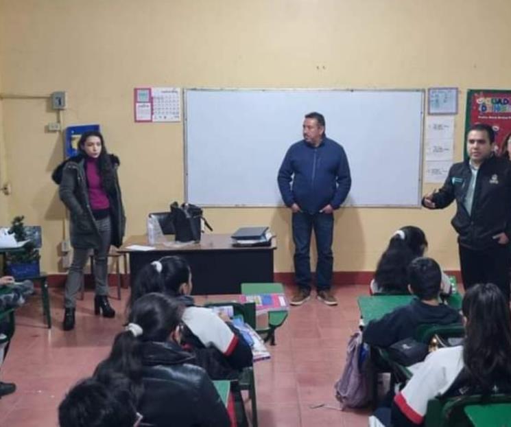 Regresan a clases más un millón de alumnos Regresan a clases más un millón de alumnos