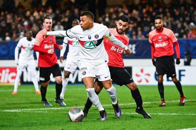 PSG de Mbappé le mete nueve goles al Revel en la Copa de Francia