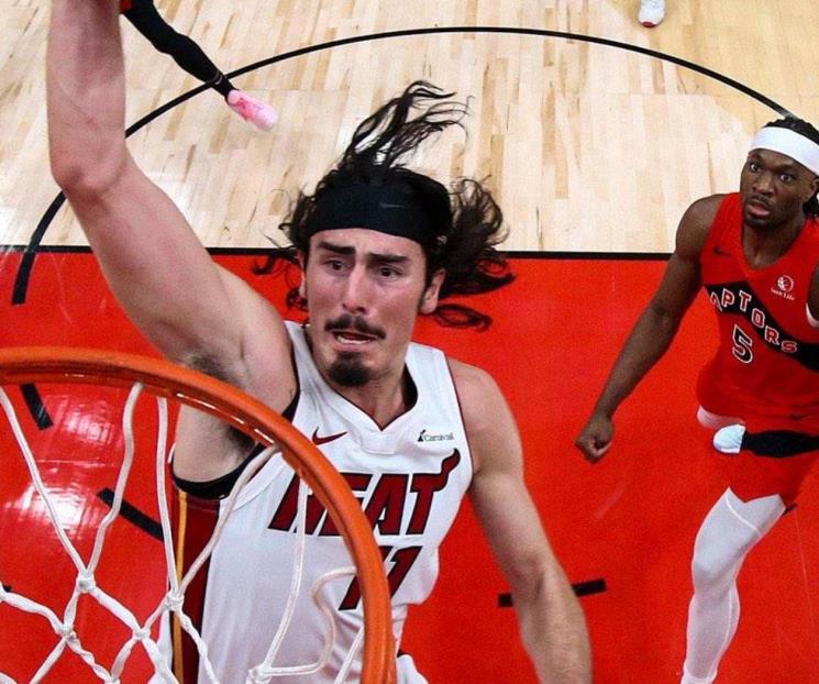 Brilla Jaquez en la victoria del Heat de Miami