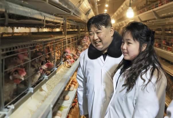 Celebra líder norcoreano su cumpleaños número 40