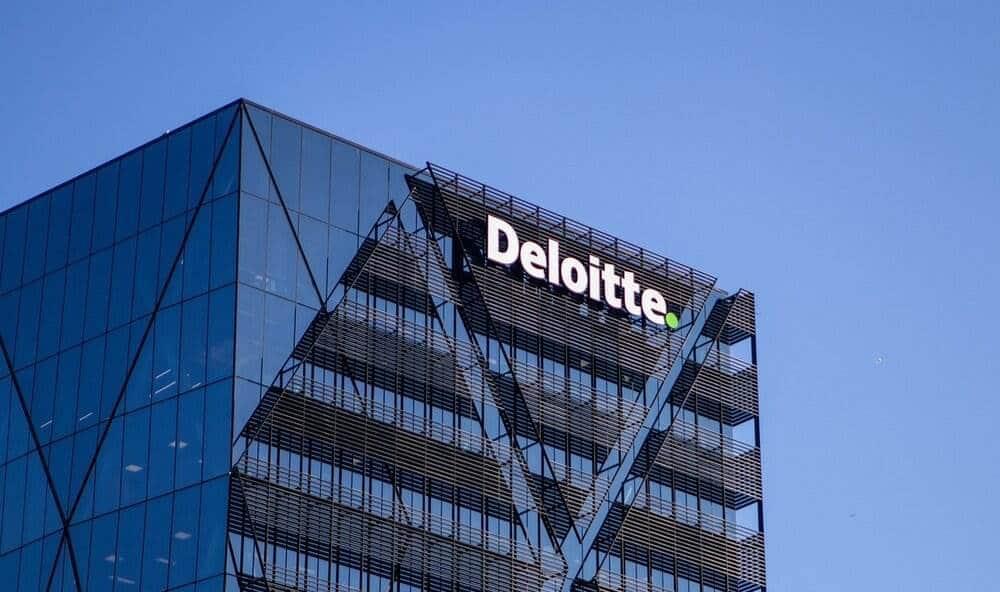 Deloitte da acceso a su chatbot con IA, PairD, a sus empleados