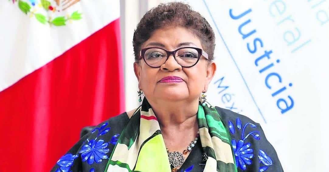 Monreal destapa a Ernestina Godoy para el Senado