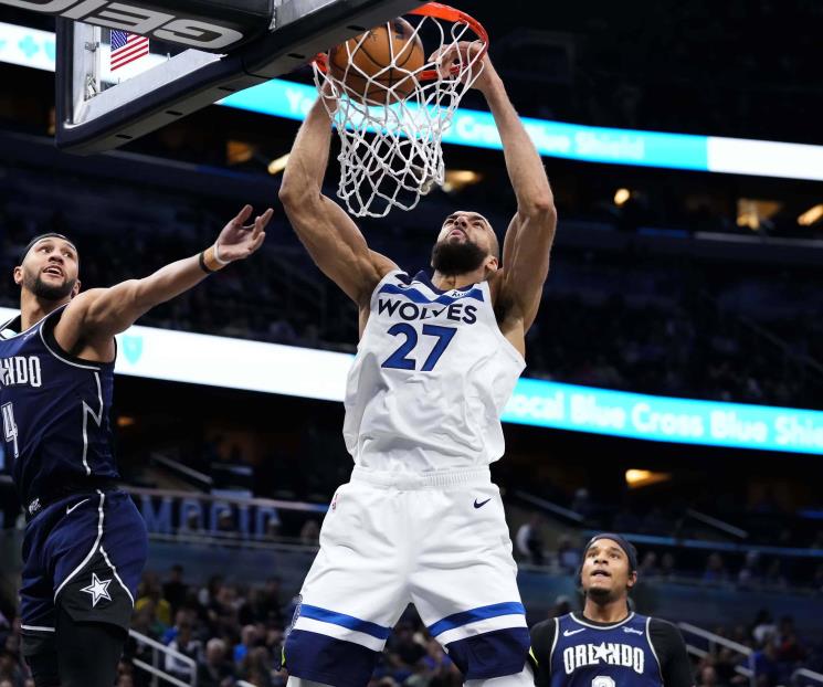 Siguen Wolves con su dominio