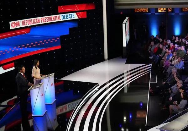 Debaten  DeSantis y Haley sobre tema migratorio